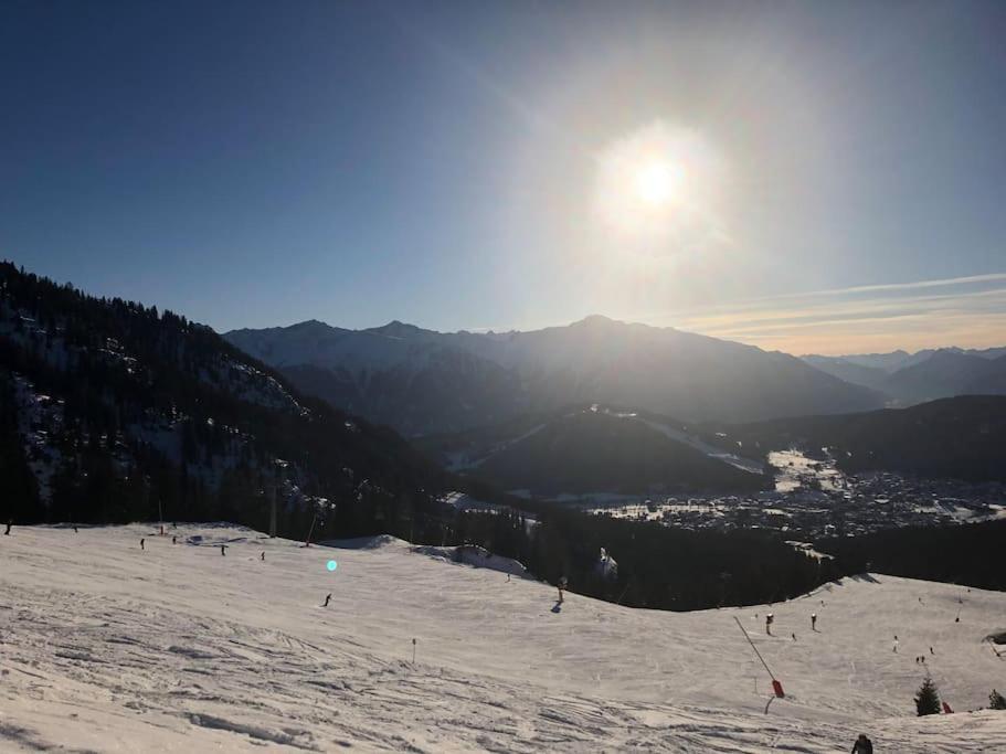 Sonniges Apartment In Seefeld เซเฟลด์ อิน ทิโรล ภายนอก รูปภาพ