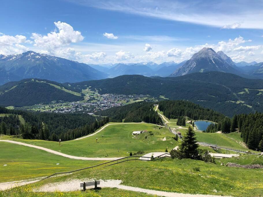 Sonniges Apartment In Seefeld เซเฟลด์ อิน ทิโรล ภายนอก รูปภาพ
